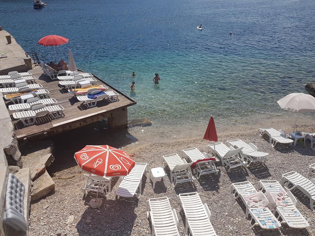 Apartments Grispolis Tivat Exterior foto
