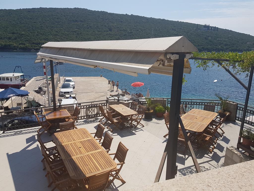 Apartments Grispolis Tivat Exterior foto