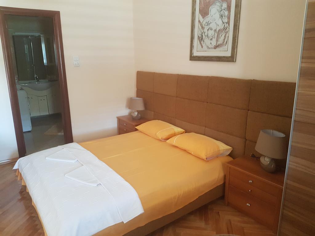 Apartments Grispolis Tivat Exterior foto