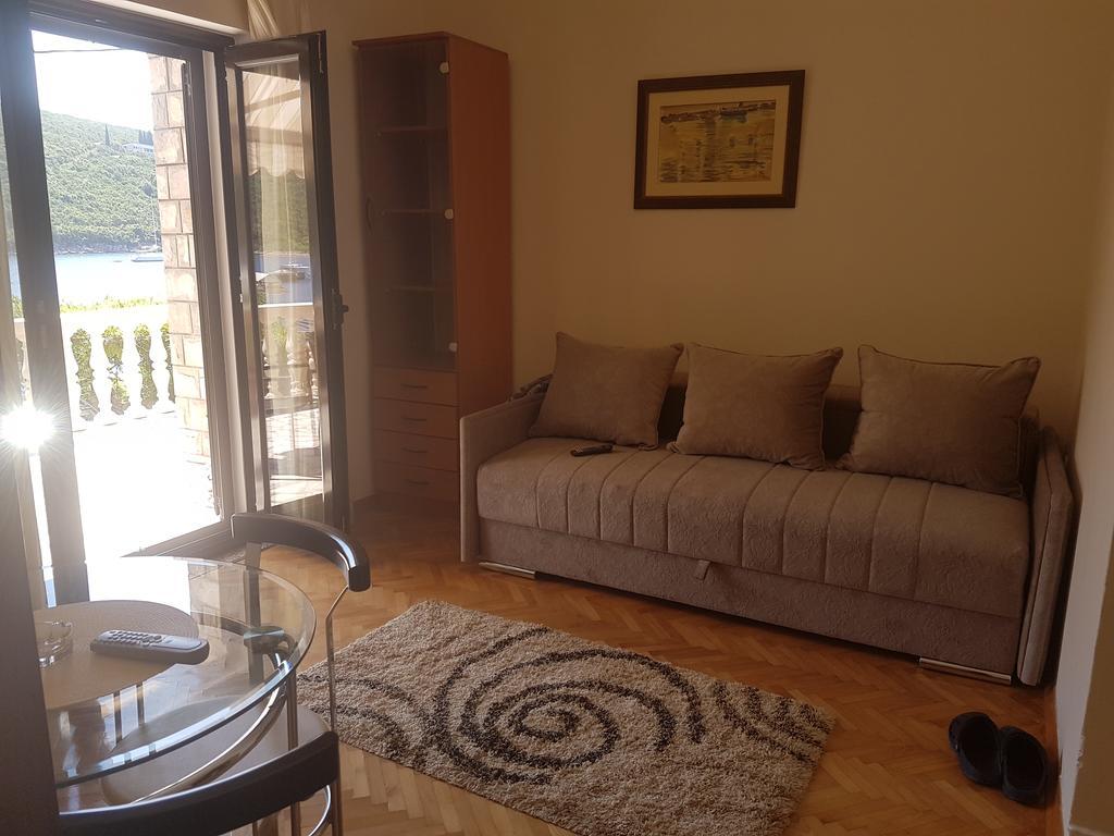 Apartments Grispolis Tivat Exterior foto